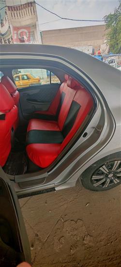 تۆیۆتا کۆرۆلا